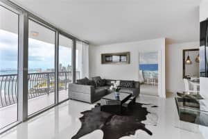 1750 N Bayshore Dr 5002 Miami, FL 33132 - MLS#A11976311