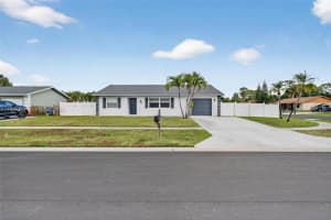 141 Eider Ct Royal Palm Beach, FL 33411 - MLS#A11976354