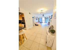 5767 Washington St F2 Hollywood, FL 33023 - MLS#A11976356