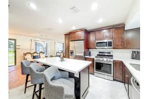 2913 Dolphin Dr Miramar, FL 33025 - MLS#A11976370