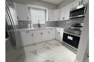 508 E 23rd St 508 Hialeah, FL 33013 - MLS#A11976372