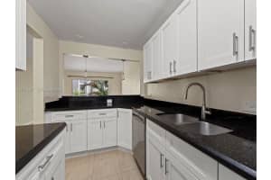 6900 N Kendall Dr A203 Pinecrest, FL 33156 - MLS#A11976447