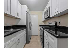 6900 N Kendall Dr A203 Pinecrest, FL 33156 - MLS#A11976447