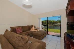 840 Sw 120th Way Davie, FL 33325 - MLS#A11976459