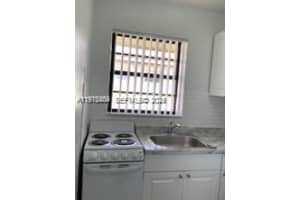 110 W 26th St #9, Hialeah, FL 33010, - MLS#A11976464