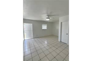 124 Se 4th St 2 Hallandale Beach, FL 33009 - MLS#A11976470