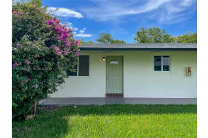 592 NE 150th St #1, Miami, FL 33161, - MLS#A11976486