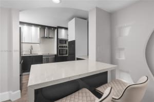 3730 Inverrary Dr 2h Lauderhill, FL 33319 - MLS#A11976491