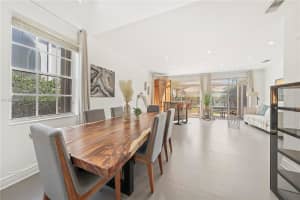 547 Nw 157th Ln Pembroke Pines, FL 33028 - MLS#A11976494