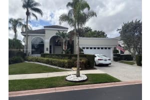 2719 Pinehurst, Weston