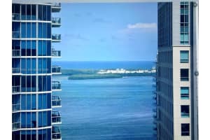1060 Brickell Ave , Miami, FL 33131 - MLS#A11976535