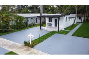 330 Nw 82nd Ter A Miami, FL 33150 - MLS#A11976617