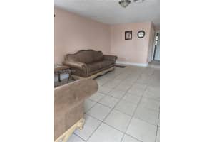 2111 Nw 26th Ave 2111 Fort Lauderdale, FL 33311 - MLS#A11976621