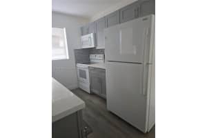 2111 Nw 26th Ave 2111 Fort Lauderdale, FL 33311 - MLS#A11976621