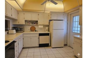 330 Se 2nd St 403h Hallandale Beach, FL 33009 - MLS#A11976654