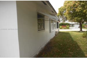 4955 Nw 55th St Tamarac, FL 33319 - MLS#A11976659