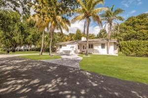 11801 NE 11th Ave, Biscayne Park, FL 33161, - MLS#A11976695