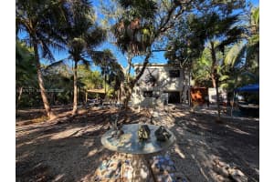 1615 Harbor Dr Marathon, FL 33050 - MLS#A11976717