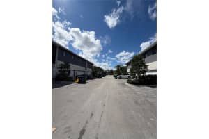 4655 Sw 32nd Ave 2b Dania Beach, FL 33312 - MLS#A11976720