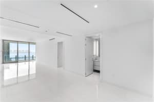 300 Biscyane Blvd Way , Miami, FL 33131 - MLS#A11976765