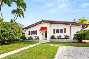 140 Santander Ave Coral Gables, FL 33134 - MLS#A11976781