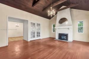 515 W 30th St Miami Beach, FL 33140 - MLS#A11976784