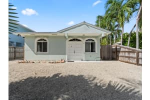 6 Marlin Ave , Key Largo, FL 33037 - MLS#A11976792