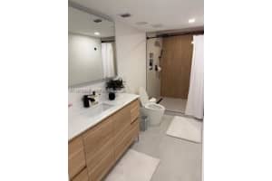 2625 Collins Ave APT 1110, Miami Beach, FL 33140, - MLS#A11976858