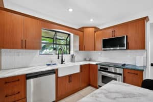 245 Ne 175th St North Miami Beach, FL 33162 - MLS#A11976860