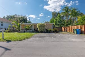 2621 Sw 12th Ter, Fort Lauderdale