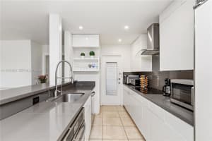 1400 N Tallwood Ave 306 Hollywood, FL 33021 - MLS#A11976909