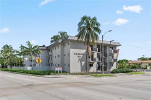 1101 Ne 80th St 201 Miami, FL 33138 - MLS#A11976912