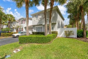 6002 Red Plum Ct 481 Tamarac, FL 33321 - MLS#A11976934