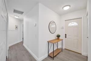 9304 Arborwood Cir, Davie, FL 33328, Sold 04/09/26