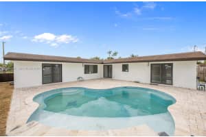 7965 Normandy St Miramar, FL 33023 - MLS#A11976988