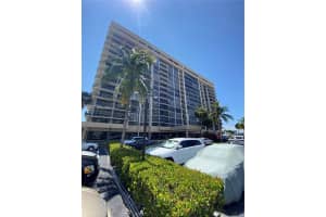 2049 Ocean Dr , Hallandale Beach, FL 33009 - MLS#A11977002