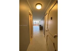 2049 Ocean Dr , Hallandale Beach, FL 33009 - MLS#A11977002