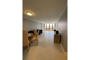 2049 Ocean Dr , Hallandale Beach, FL 33009 - MLS#A11977002