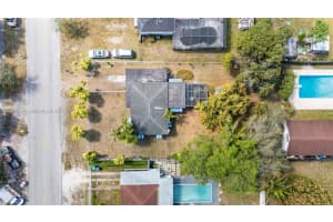 1055 Nw 143rd St, Miami