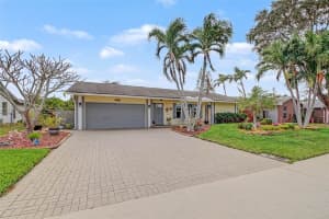 2694 Sw 14th Dr, Deerfield Beach