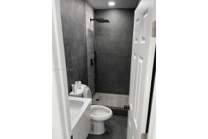 504 Nw 15th Ave B Fort Lauderdale, FL 33311 - MLS#A11977026