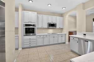 19151 N Hibiscus St Weston, FL 33332 - MLS#A11977058