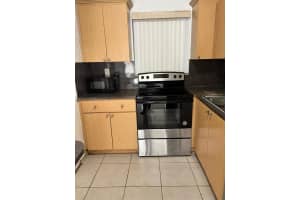 940 Ne 170th St 120 North Miami Beach, FL 33162 - MLS#A11977062