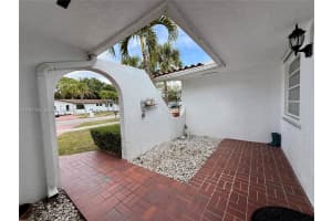 16665 Sw Sw 93rd Ct Palmetto Bay, FL 33157 - MLS#A11977122