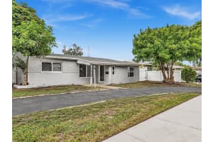 6800 Raleigh St Hollywood, FL 33024 - MLS#A11977126