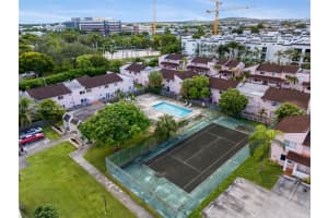 8005 Lake Dr 404 Doral, FL 33166 - MLS#A11977140