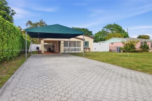 1455 Ne 180th St North Miami Beach, FL 33162 - MLS#A11977148