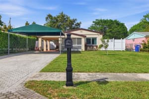 1455 Ne 180th St North Miami Beach, FL 33162 - MLS#A11977148