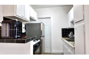 945 Meridian Ave APT 14, Miami Beach, FL 33139, - MLS#A11977158