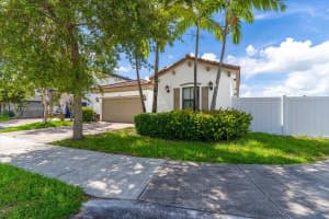 16186 Sw 65th Ln 16186 Miami, FL 33193 - MLS#A11977173